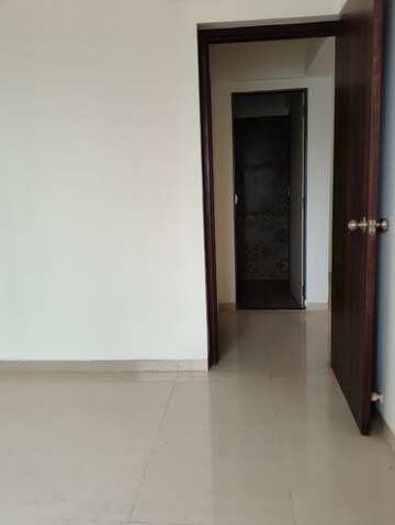 Room in 1 BHK Apartment at Lower Parel West – for Rent