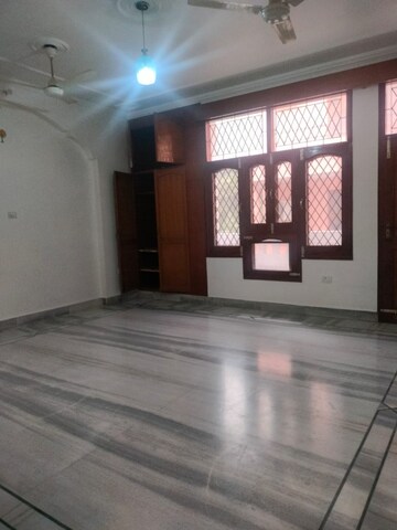 Room in 1 BHK Independent House at Sector 7 – for Rent