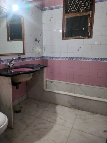 Kitchen in 1 BHK Independent House at Sector 7 – for Rent