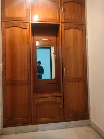 Furnished Amenities in 1 BHK Independent House at Sector 7 – for Rent
