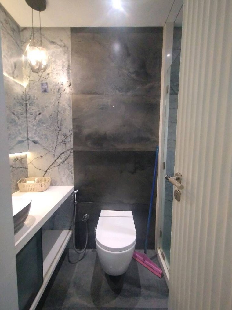 Bathroom, runwal-heights 3 Bedroom 1200 Sq.Ft. Apartment In Mulund West Mumbai 9068489