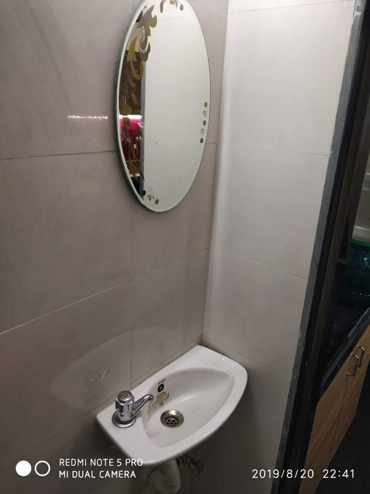 Bathroom, ijmima-tower Commercial Office Space 270 Sq.Ft. In Malad West Mumbai 9068463