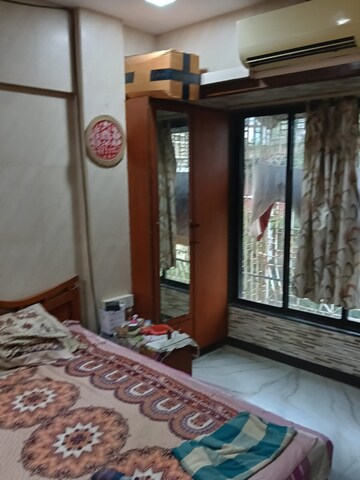 Bedroom in 1 BHK Apartment at Shree Mahavir Darshan, Lower Parel – for Rent