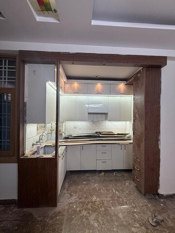 Kitchen in 3 BHK Apartment at Gardenia Glamour, Vasundhara Sector 3 – for Sale