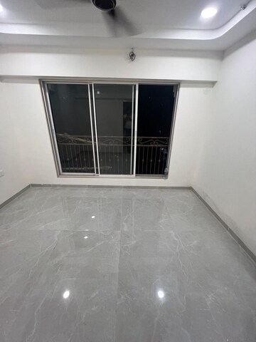 Room in 2 BHK Apartment at Shubham Atria, Ghatkopar East – for Rent