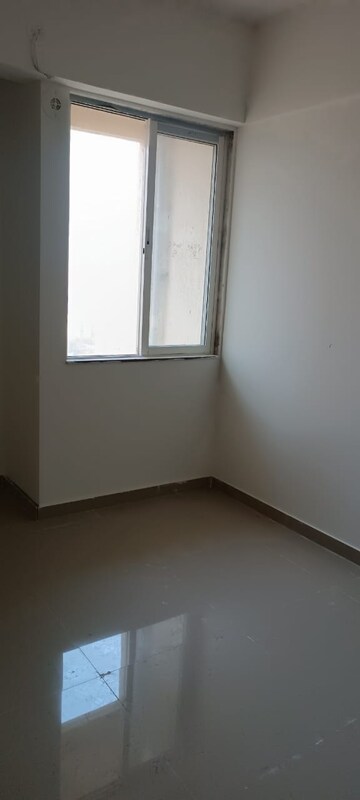 1 BHK Apartment For Rent in Puraniks Tokyo Bay, Kasarvadavali