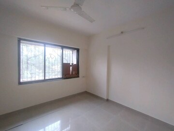 Master Bedroom in 2 BHK Apartment at Laxmi Royal Classic, Mulund West – for Rent