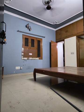Studio Apartment For Rent in Sarita Vihar