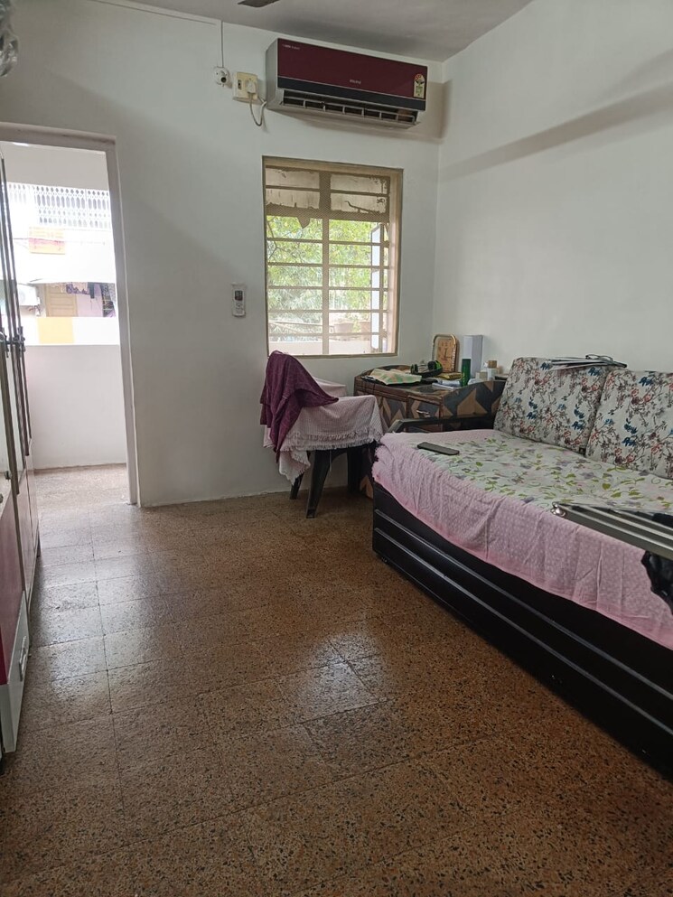 Bedroom, shreerang-chs 1 Bedroom 560 Sq.Ft. Apartment In Shrirang Society Thane 9068507