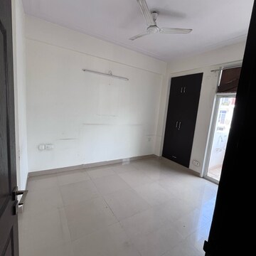 Room in 3 BHK Apartment at JM Aroma, Sector 75 – for Rent
