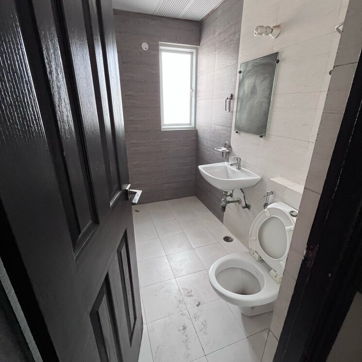 Bathroom, jm-aroma 3 Bedroom 993 Sq.Ft. Apartment In Sector 75 Noida 9068530