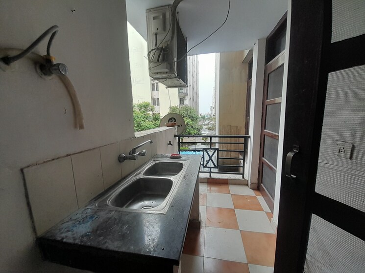 Kitchen, maya-garden-city 3 Bedroom 1852 Sq.Ft. Apartment In Lohgarh Zirakpur 9068524