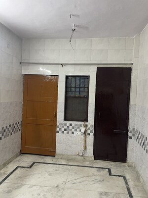 Room in 2 BHK Apartment at Sector 19 Dwarka – for Sale