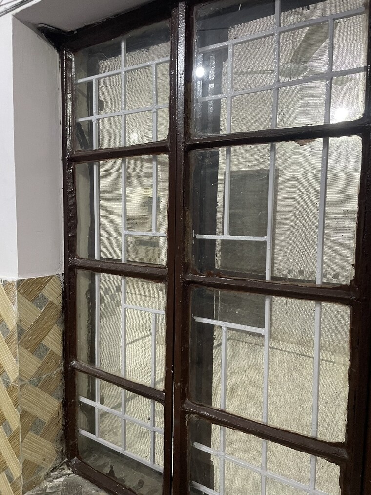 Room, sector 19 dwarka 2 Bedroom 750 Sq.Ft. Apartment In Sector 19 Dwarka Delhi 9068557