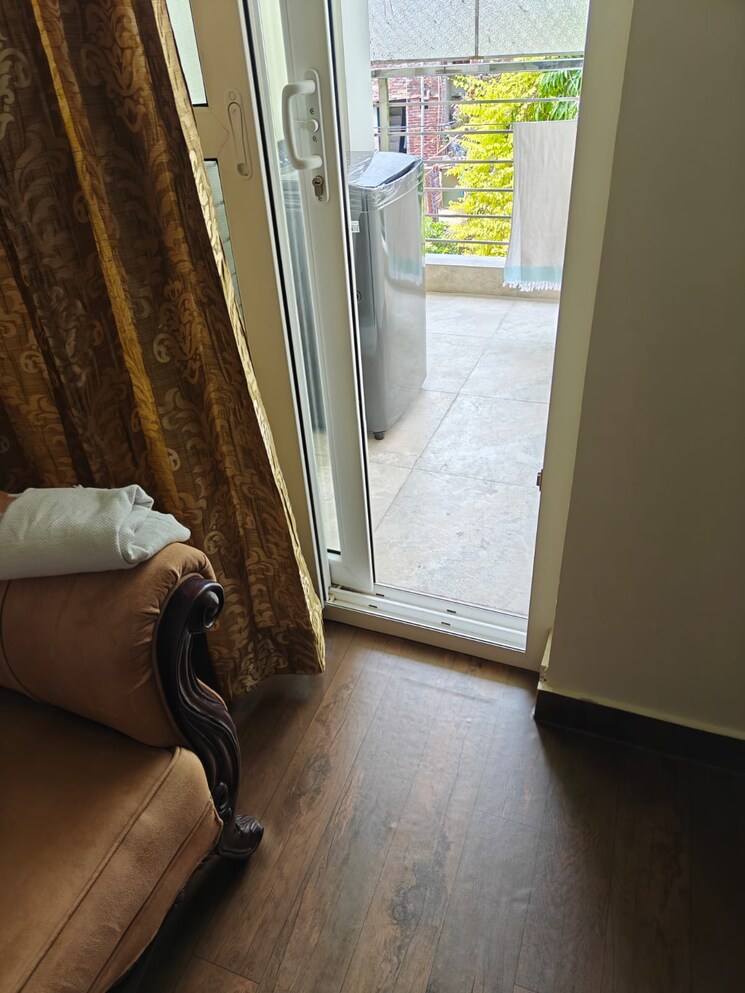 undefined, malviya nagar 3 Bedroom 2700 Sq.Ft. Builder Floor In Malviya Nagar Delhi 9068548