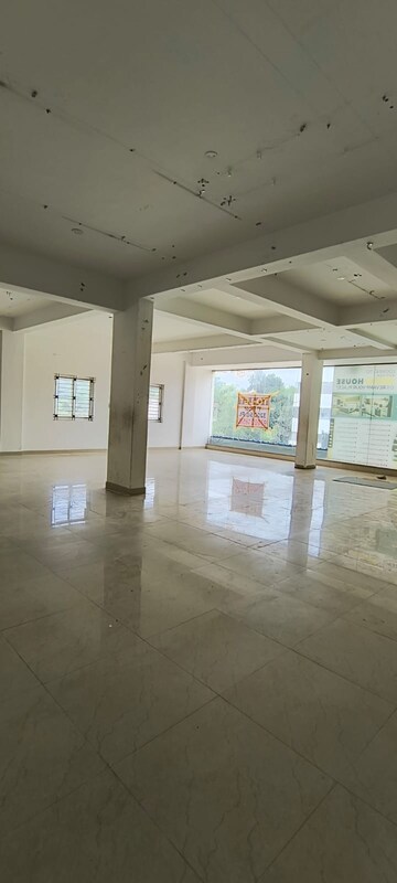 Room in  Showroom at Kanakapura Road – for Rent