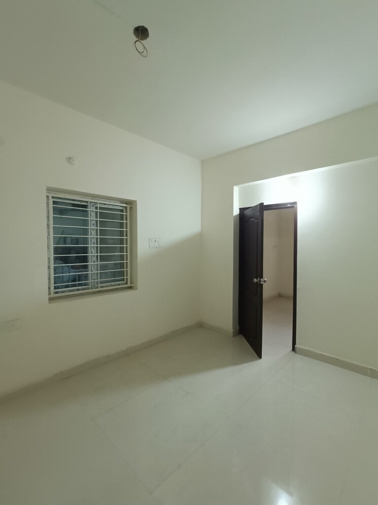 Room, bachupally 2 Bedroom 1150 Sq.Ft. Apartment In Bachupally Hyderabad 9068589