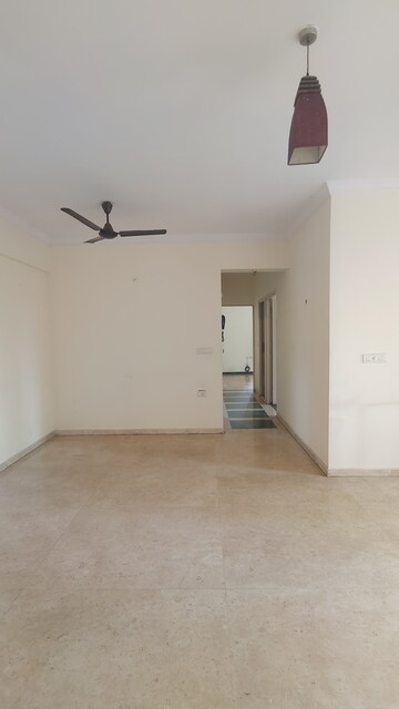 Room in 2 BHK Apartment at Hiranandani Meadows, Manpada – for Rent