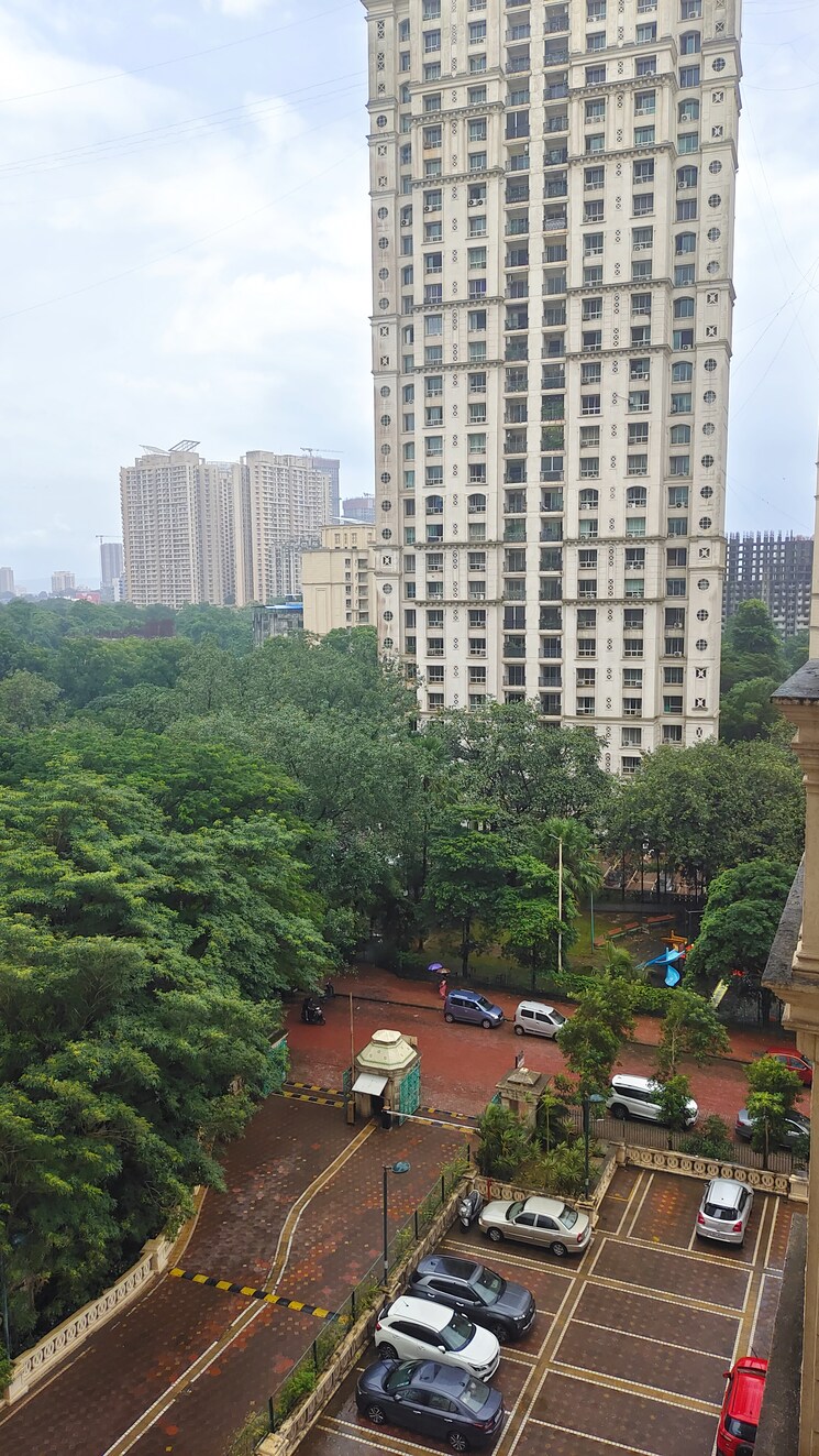 Exterior View, hiranandani-meadows 2 Bedroom 750 Sq.Ft. Apartment In Manpada Thane 9068627
