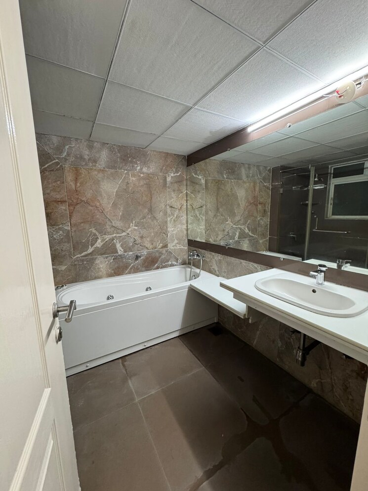 Attached Bathroom, kolte-patil-24k-glitterati 4 Bedroom 2500 Sq.Ft. Apartment In Pimple Nilakh Pune 9068635