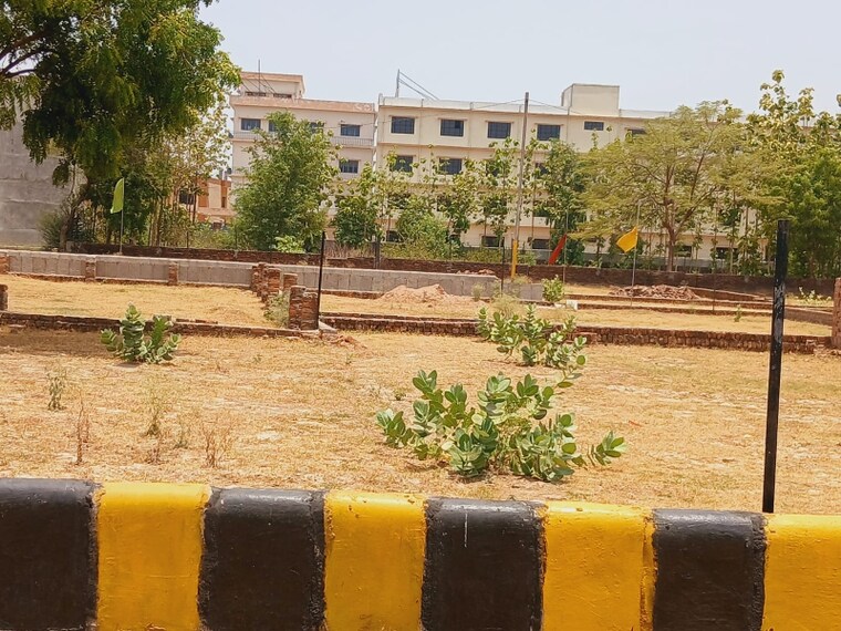 Garden, max-jannat  1006 Sq.Ft. Plot In Faizabad Road Lucknow 9068668