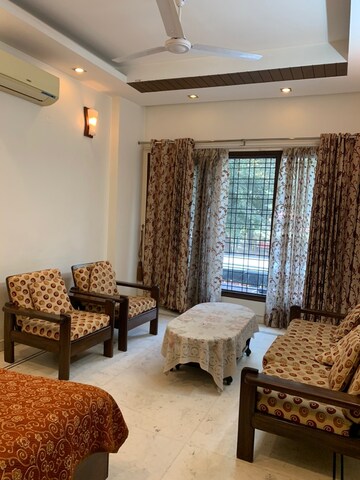 3 BHK Builder Floor For Rent in East Of Kailash