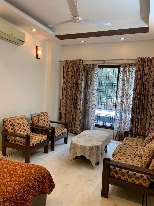 3 BHK Builder Floor For Rent in Rwa East Of Kailash Block