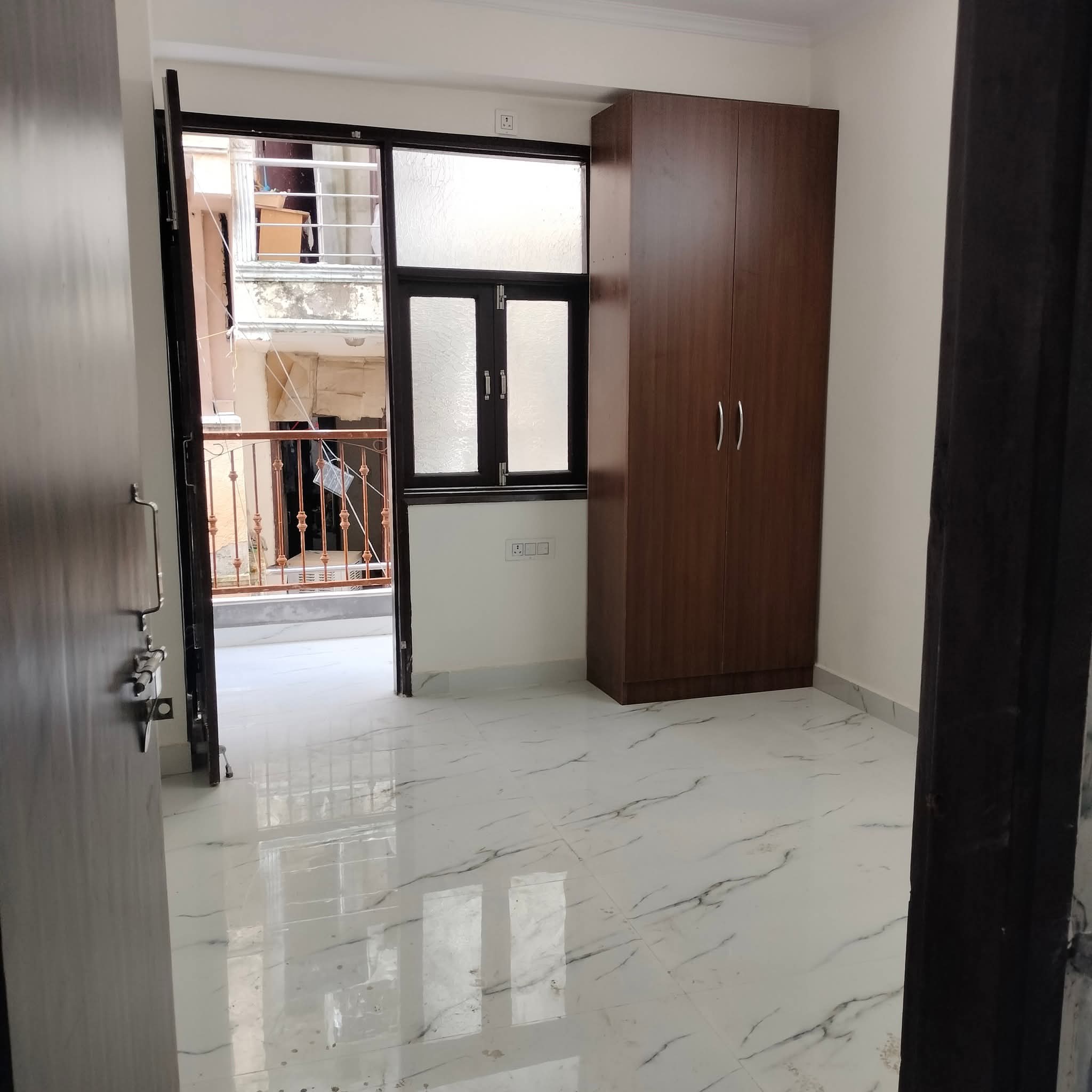 1 BHK Builder Floor For Rent in Saket