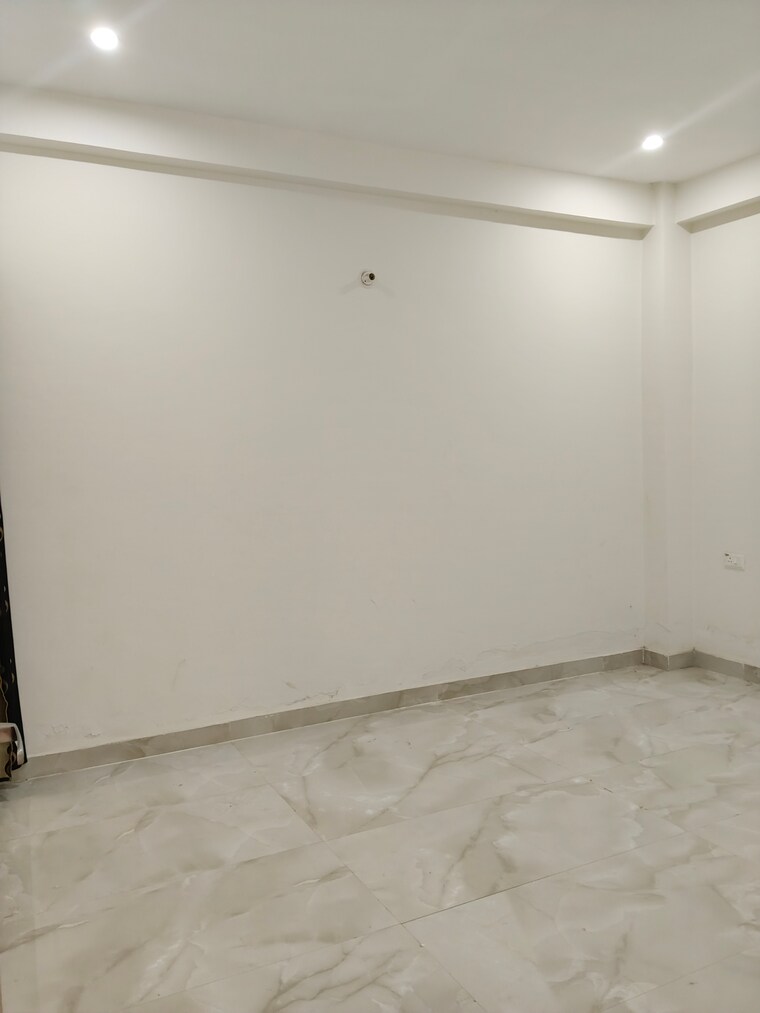 Room, khodna kalan 3 Bedroom 1590 Sq.Ft. Villa In Khodna Kalan Greater Noida 9068731