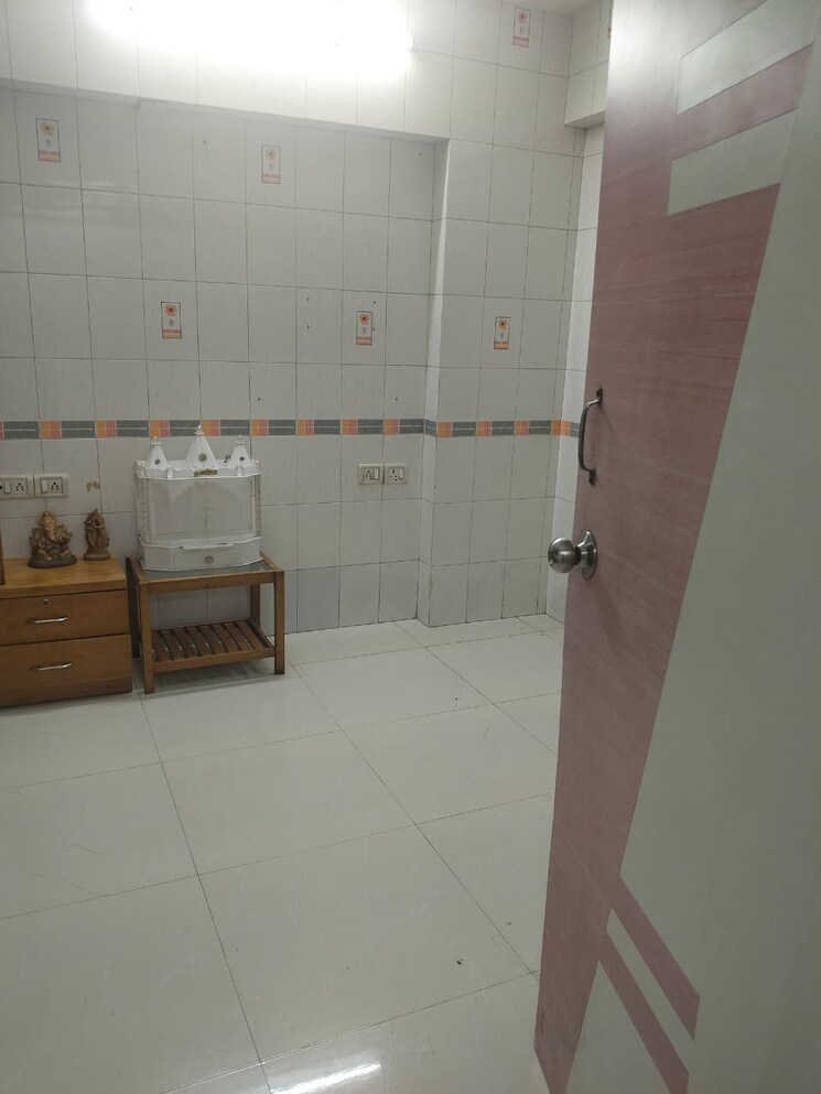 Room, garodia-nagar 2.5 Bedroom 750 Sq.Ft. Apartment In Ghatkopar East Mumbai 9068750