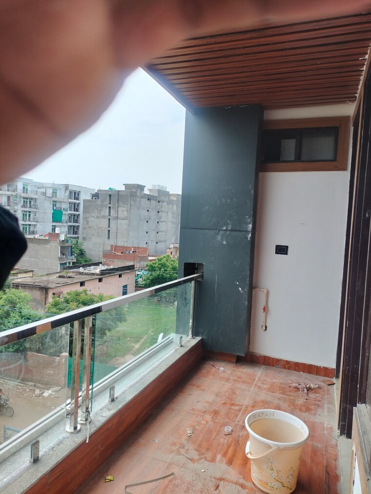 Balcony, jalpura 2 Bedroom 1100 Sq.Ft. Builder Floor In Jalpura Greater Noida 9068804