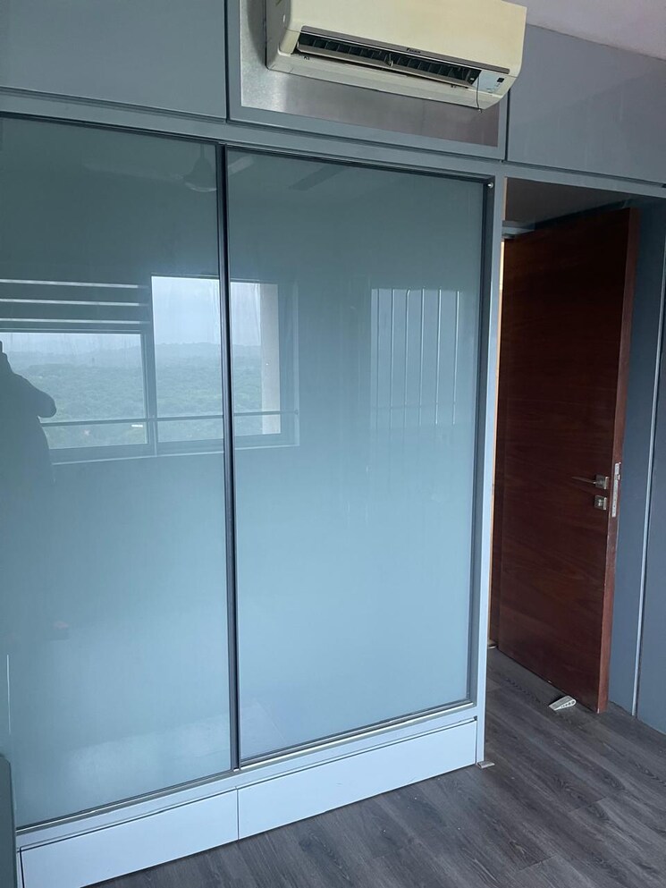 Room, lodha-fiorenza 3.5 Bedroom 1930 Sq.Ft. Apartment In Goregaon East Mumbai 9066395