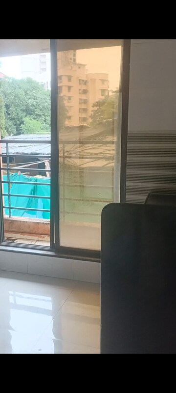 Room in 1 BHK Apartment at Pleasant Park Mira Road, Mira Road – for Rent