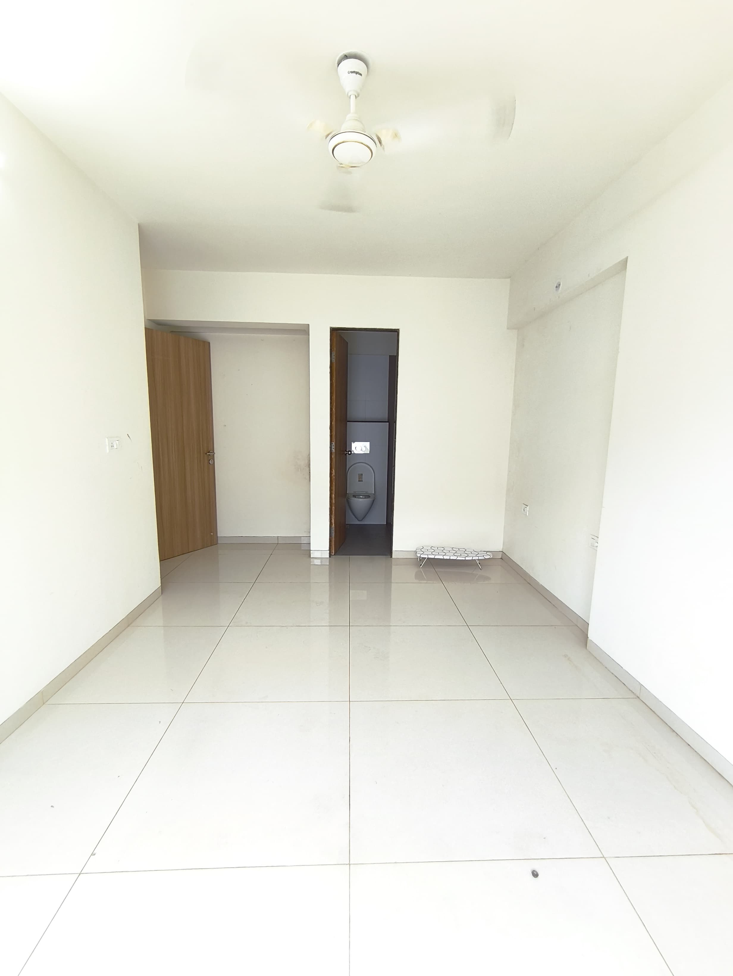 2 BHK Apartment For Rent in Godrej Tranquil