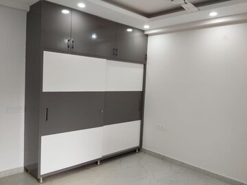 Room in 1 BHK Independent House at Sector 7 – for Rent