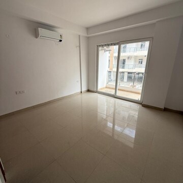 3 BHK Apartment For Rent in Ansal Api Versalia 2, Sector 67