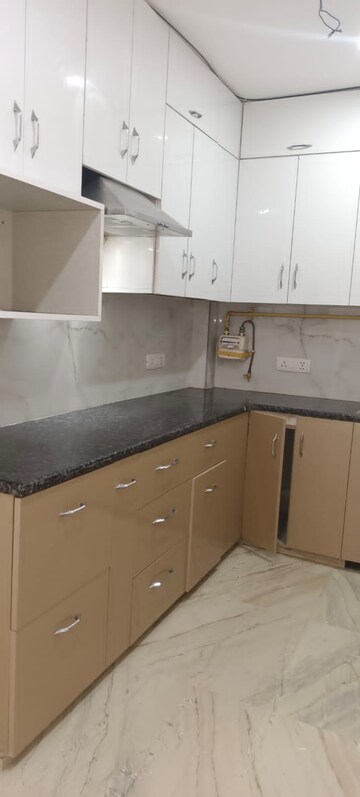 Kitchen in 3 BHK Builder Floor at Malviya Nagar – for Rent