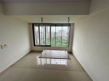 Room in 3 BHK Apartment at Nirmal Polaris, Mulund West – for Rent