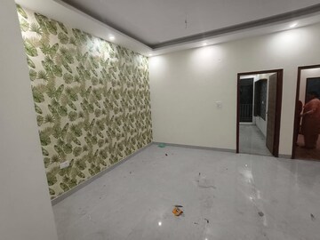Room in 3 BHK Villa at Sunny Enclave – for Rent