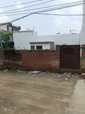  Plot – Exterior View View at Jankipuram - for Sale