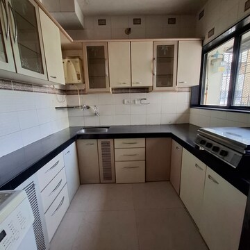 Kitchen in 2 BHK Apartment at Kandivali East – for Rent