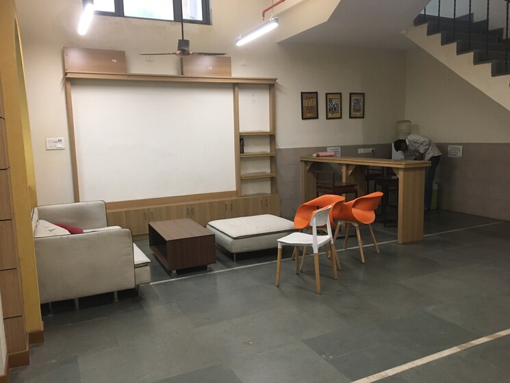 Gym, sector 58 Commercial Office Space in IT/SEZ 12500 Sq.Ft. In Sector 58 Noida 9068960