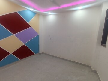 Room in 2 BHK Builder Floor at Govindpuri – for Rent