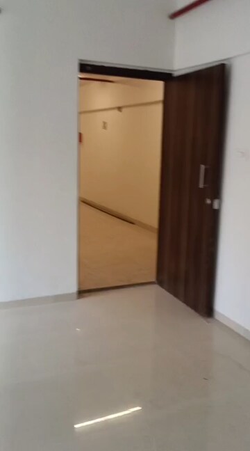Room in 1 BHK Apartment at Lower Parel West – for Rent