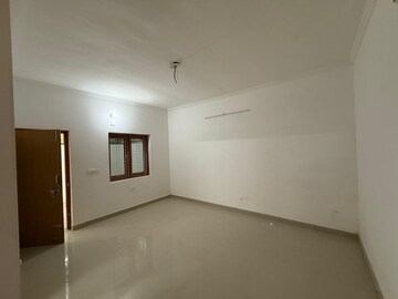 2 BHK Builder Floor For Rent in SL Apartments Sector 49, Sector 49
