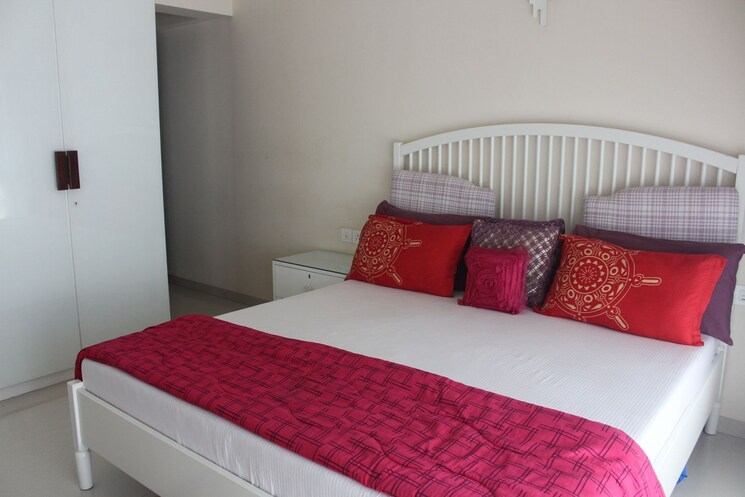 Bedroom, sea-garden-view 3 Bedroom 1031 Sq.Ft. Apartment In Santacruz West Mumbai 9069019