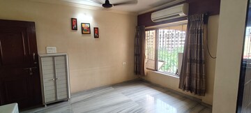 Room in 2 BHK Apartment at Kabra Hyde Park, Manpada – for Rent