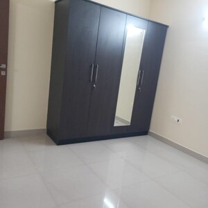 Room in 2 BHK Apartment at MJR Pearl, Maithri Layout – for Rent