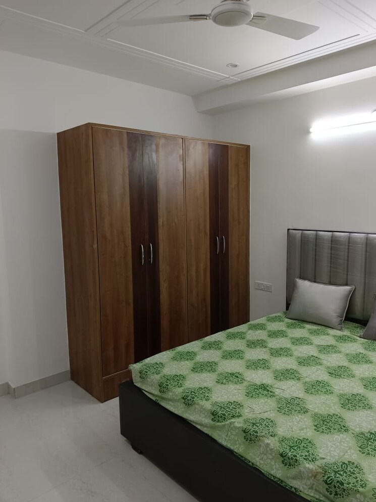Bedroom, sector 7 1 Bedroom 917 Sq.Ft. Independent House In Sector 7 Gurgaon 9069016