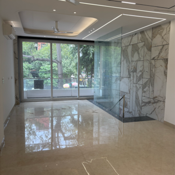  Showroom For Rent in Amar Colony